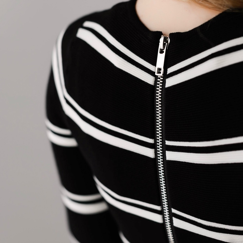 SoldOut11thStreet - Picture 4 of 6